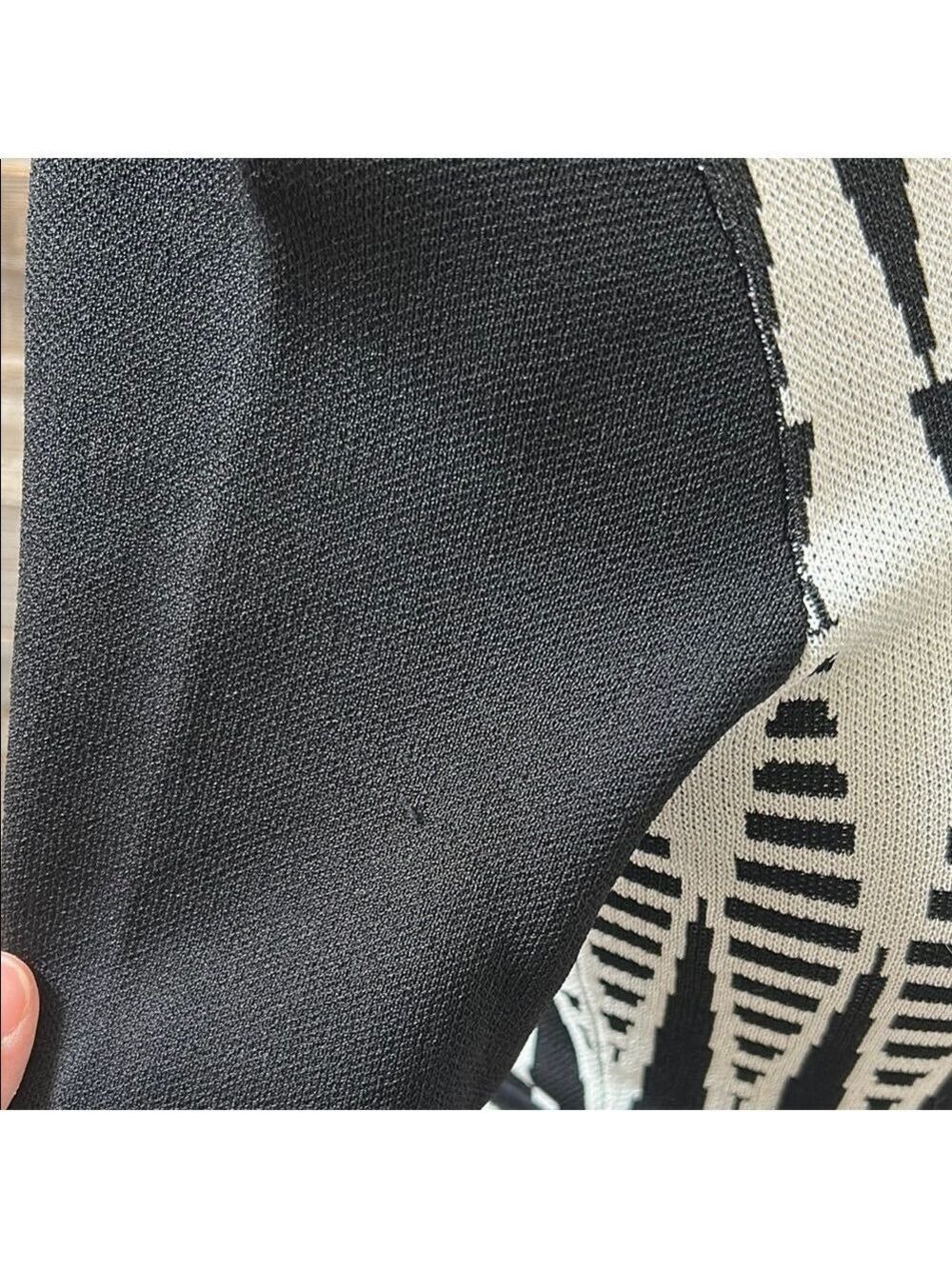 Vince Camuto Black and White Geometric Sweater Dress Size XS - Picture 3 of 8